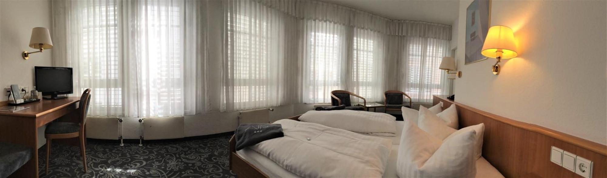 Alfa Hotel Karlsruhe Buitenkant foto