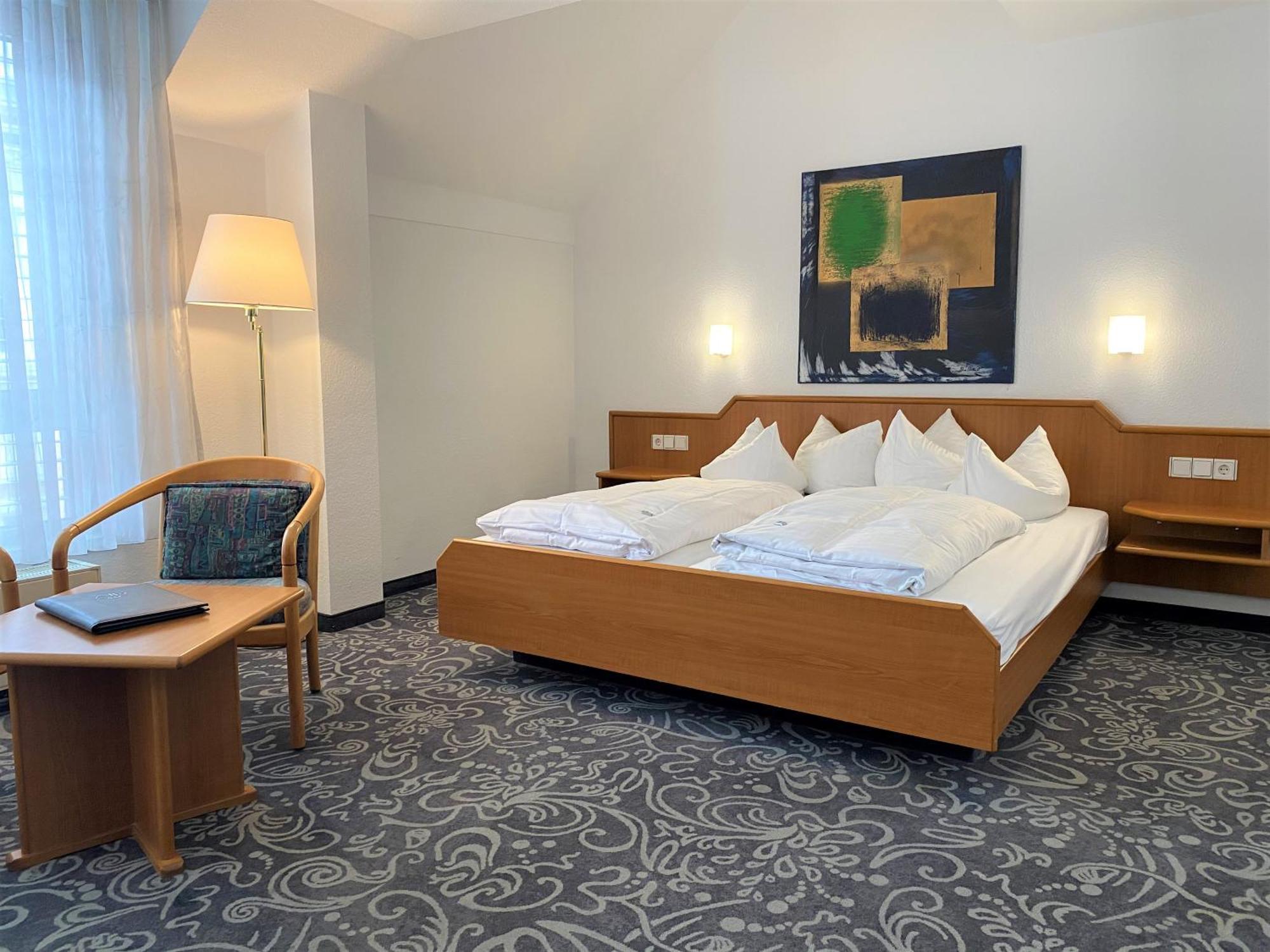 Alfa Hotel Karlsruhe Buitenkant foto